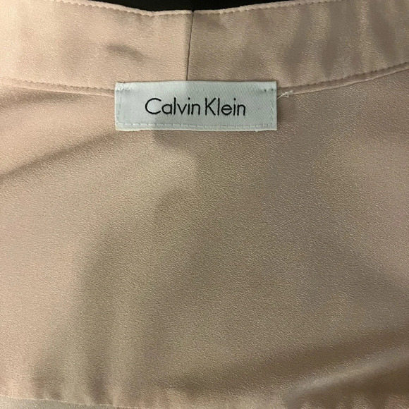 Calvin Klein Button Up Blouse l PTP 21.5 - Picture 8 of 8